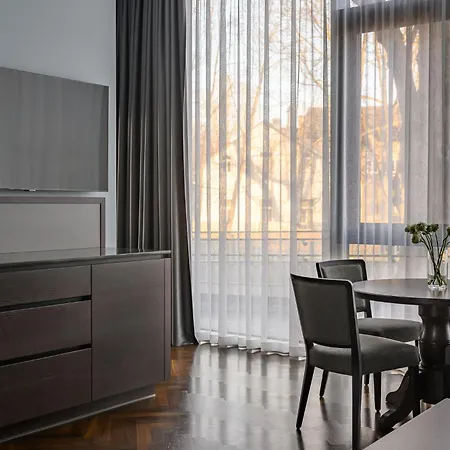 Apartmanhotel Roze Peldu *